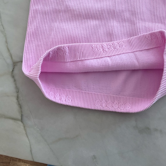 Ododos Cropped Racer Back Tank sz M/L - Picture 5 of 5